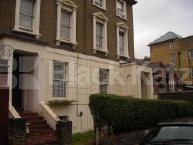 			NEW INSTRUCTION!, 2 Bedroom, 1 bath, 1 reception Flat			 Cliff Villas, CAMDEN 